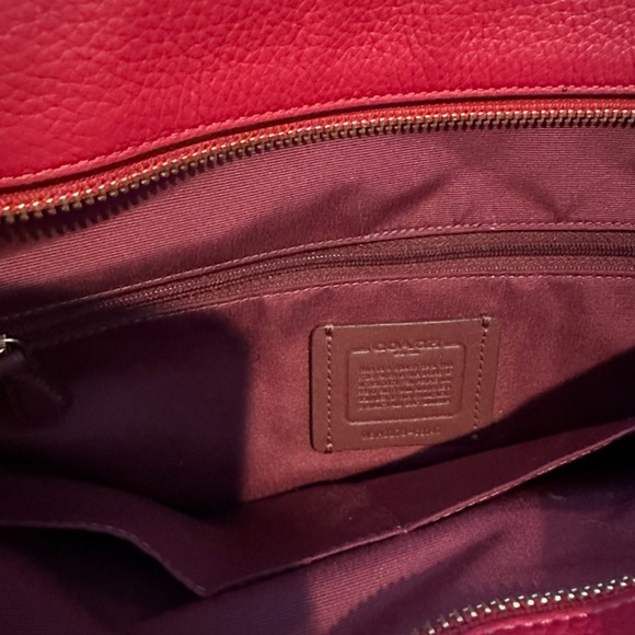 EUC COACH  RED LEATHER TOTE/SHOULDER BAG GOLD HARDWARE - Picture 4 of 4